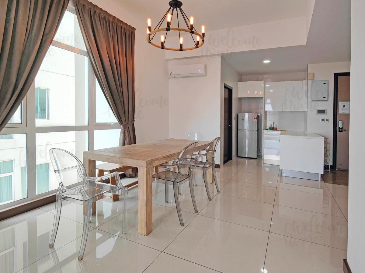 Apartment Paragon Residences Straits View By Welcome *