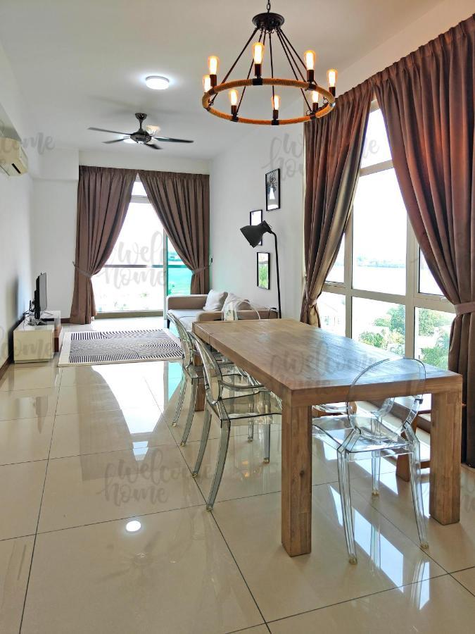 Apartment Paragon Residences Straits View By Welcome *