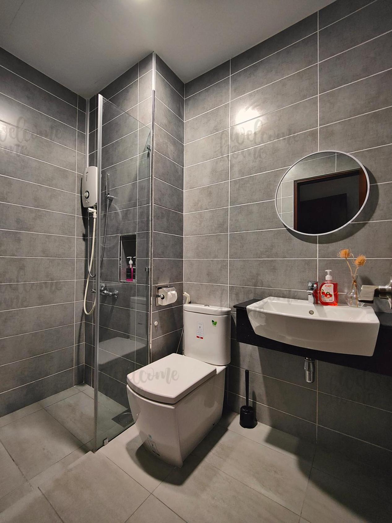 Paragon Residences Straits View By Welcome Apartment